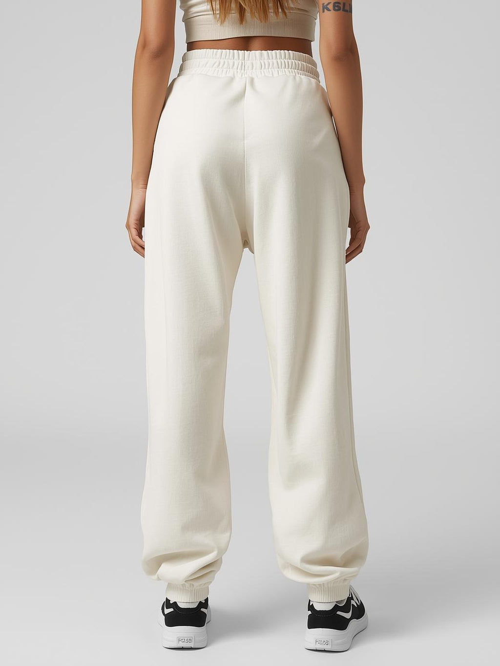Off White - 100% cotton sweatpant
